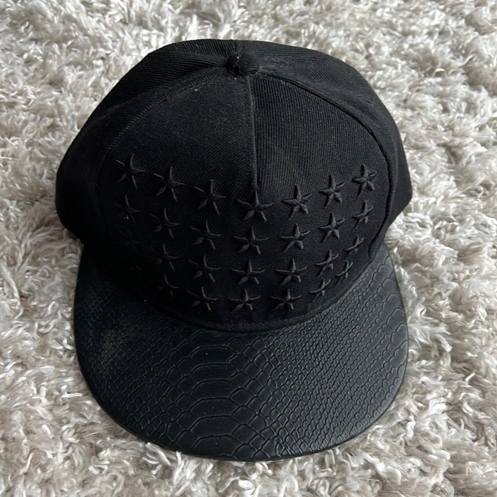 Black star hat!